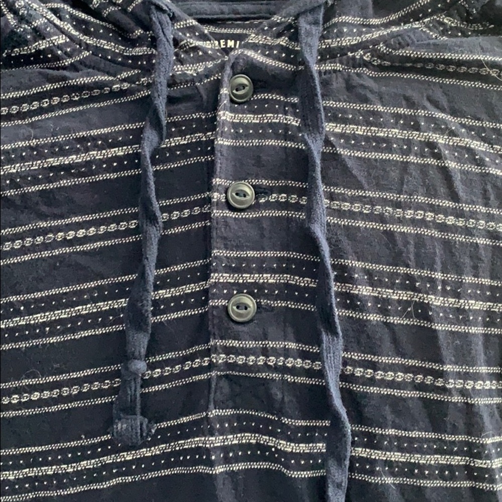 American eagle hoodie! Size small! ⭐️ - Picture 2 of 3